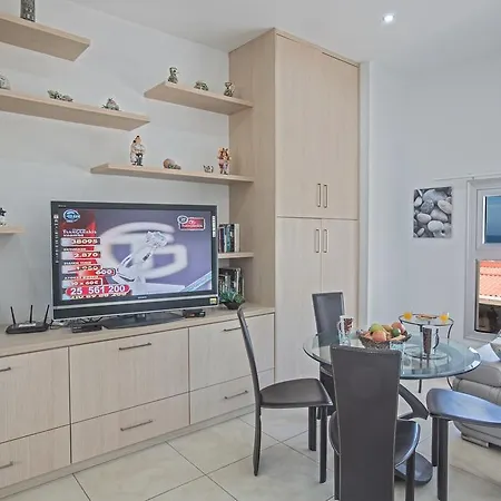 Pallini Court Διαμέρισμα *