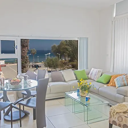 Pallini Court Appartement *
