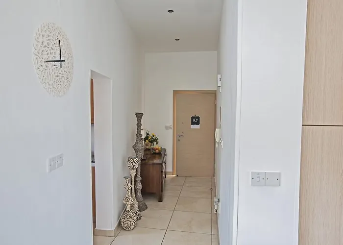 아파트 Pallini Court *