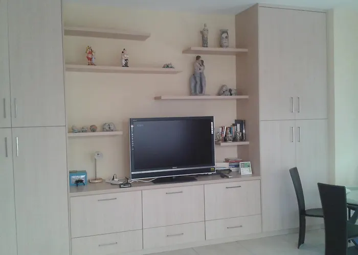 Appartamento Pallini Court *